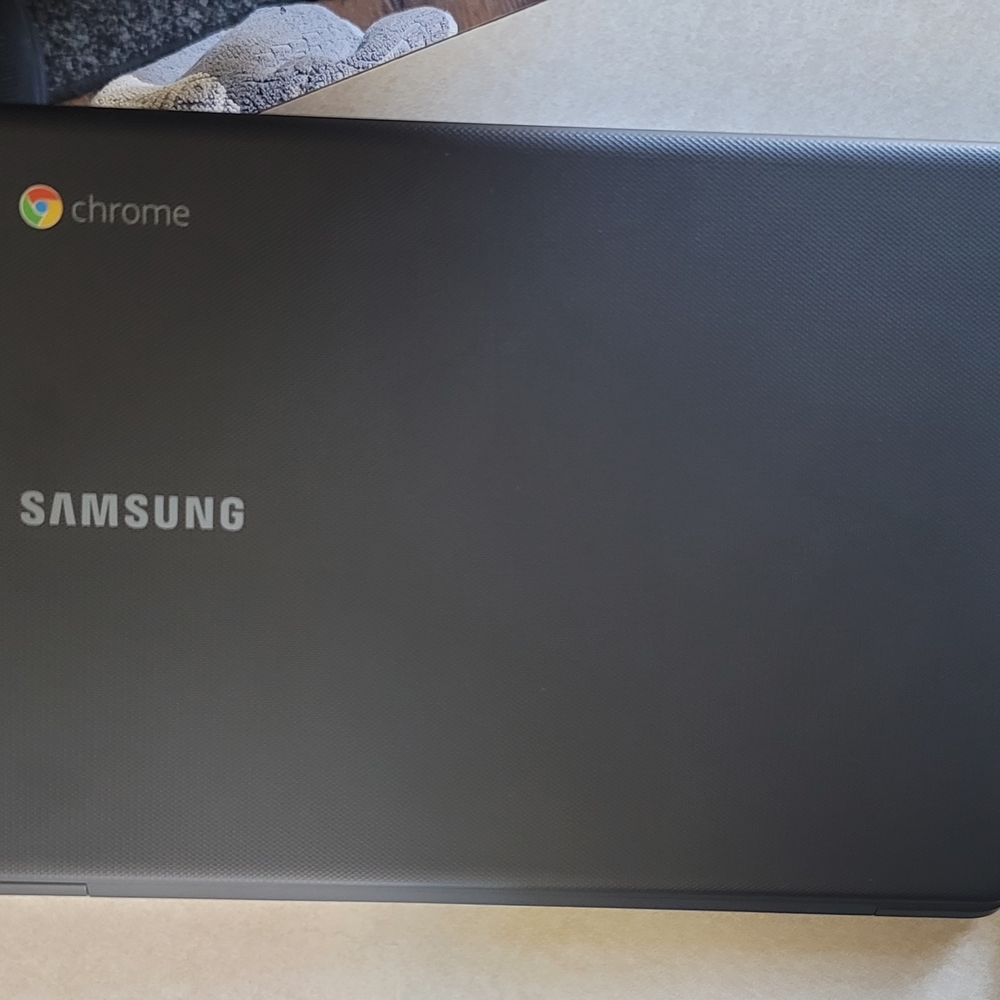 Samsung Chromebook - Matte Black